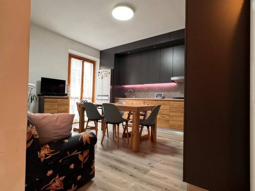 casa indipendente in vendita ad Amandola