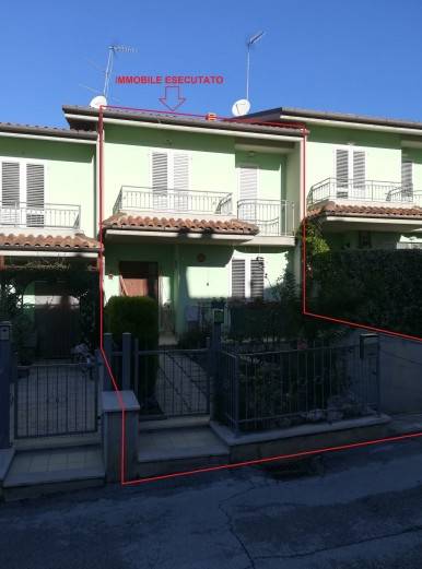 casa indipendente in vendita a Belmonte Piceno