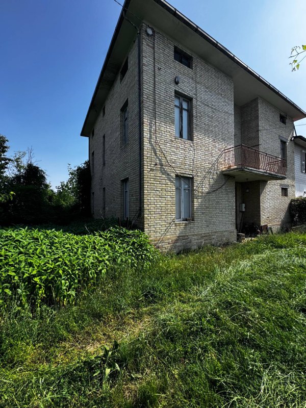 casa indipendente in vendita a Belmonte Piceno