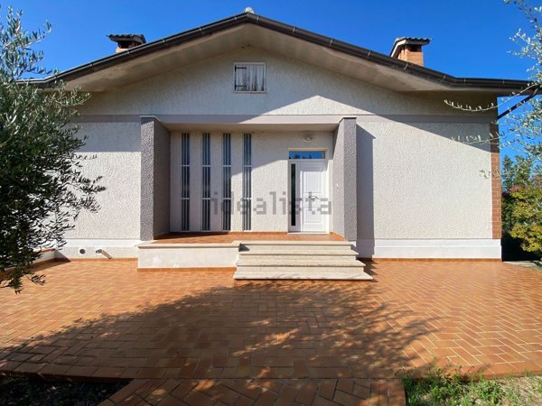 casa indipendente in vendita a Belmonte Piceno