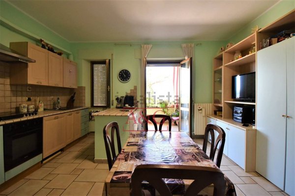 casa indipendente in vendita a Belmonte Piceno