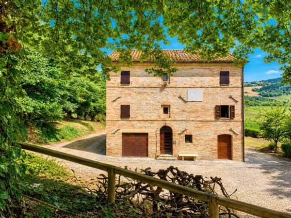 casa indipendente in vendita a Belmonte Piceno