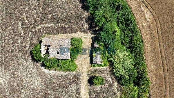 casa indipendente in vendita a Belmonte Piceno