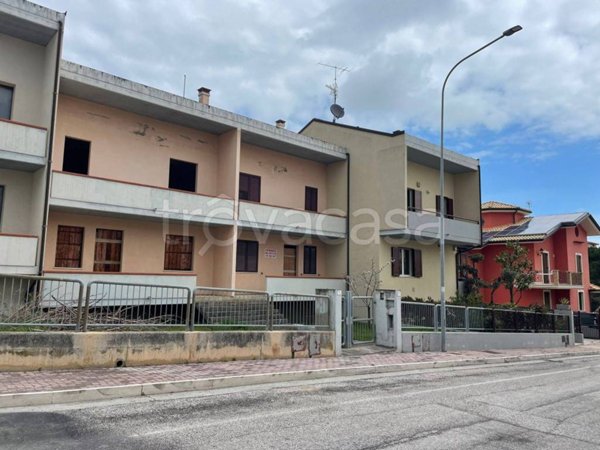 casa indipendente in vendita a Campofilone