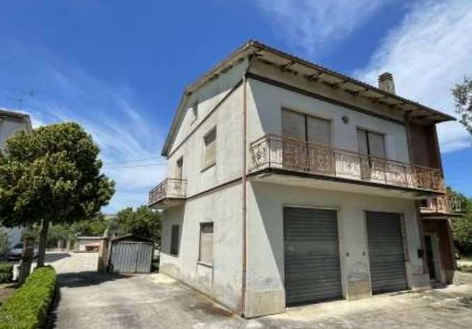 casa indipendente in vendita a Campofilone