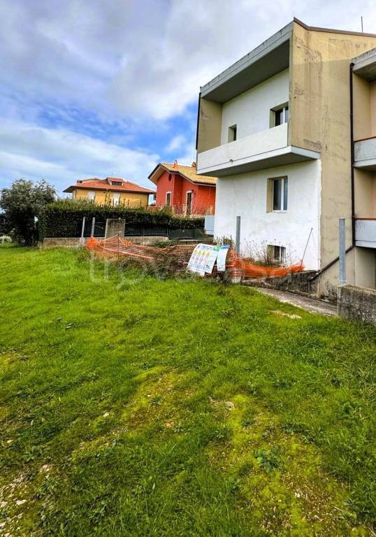 casa indipendente in vendita a Campofilone