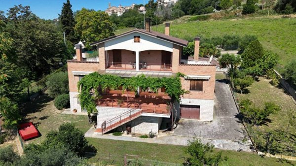 casa indipendente in vendita a Campofilone