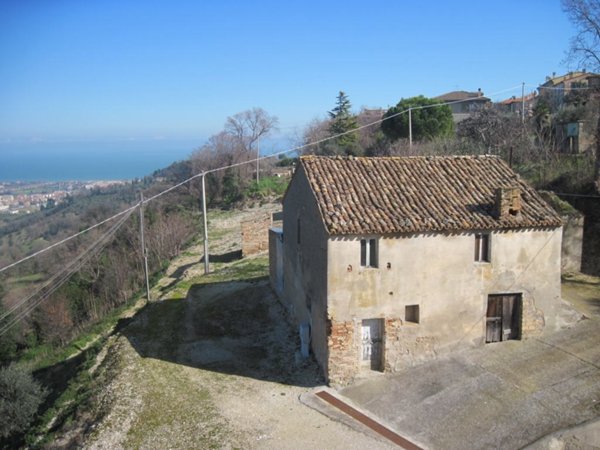 casa indipendente in vendita a Campofilone