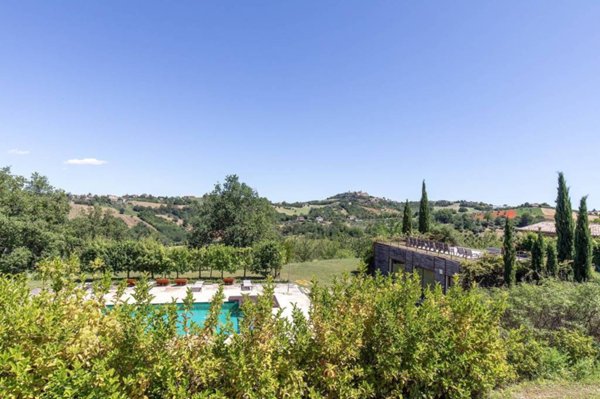 casa indipendente in vendita a Falerone