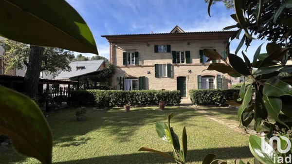 casa indipendente in vendita a Falerone in zona Piane di Falerone