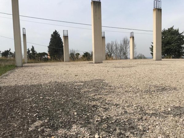 appartamento in vendita a Falerone in zona Santa Margherita