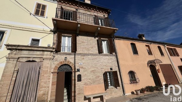 appartamento in vendita a Falerone in zona Piane di Falerone