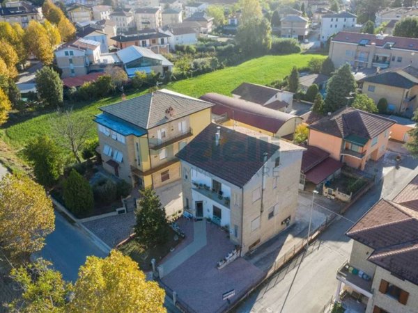 casa indipendente in vendita a Falerone in zona Piane di Falerone