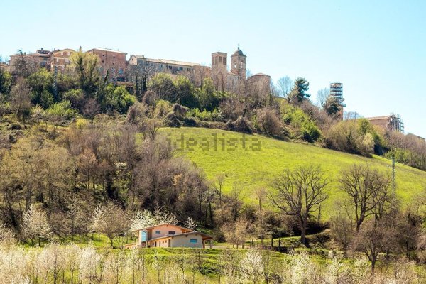 casale in vendita a Falerone