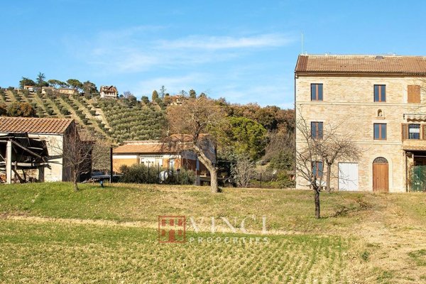 casale in vendita a Falerone
