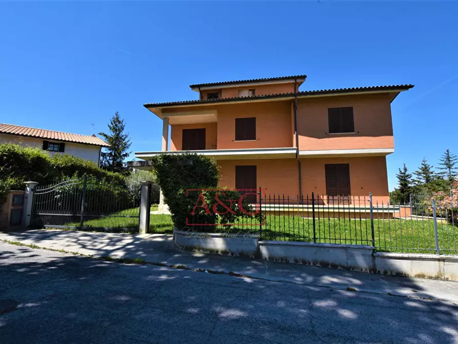 casa indipendente in vendita a Falerone