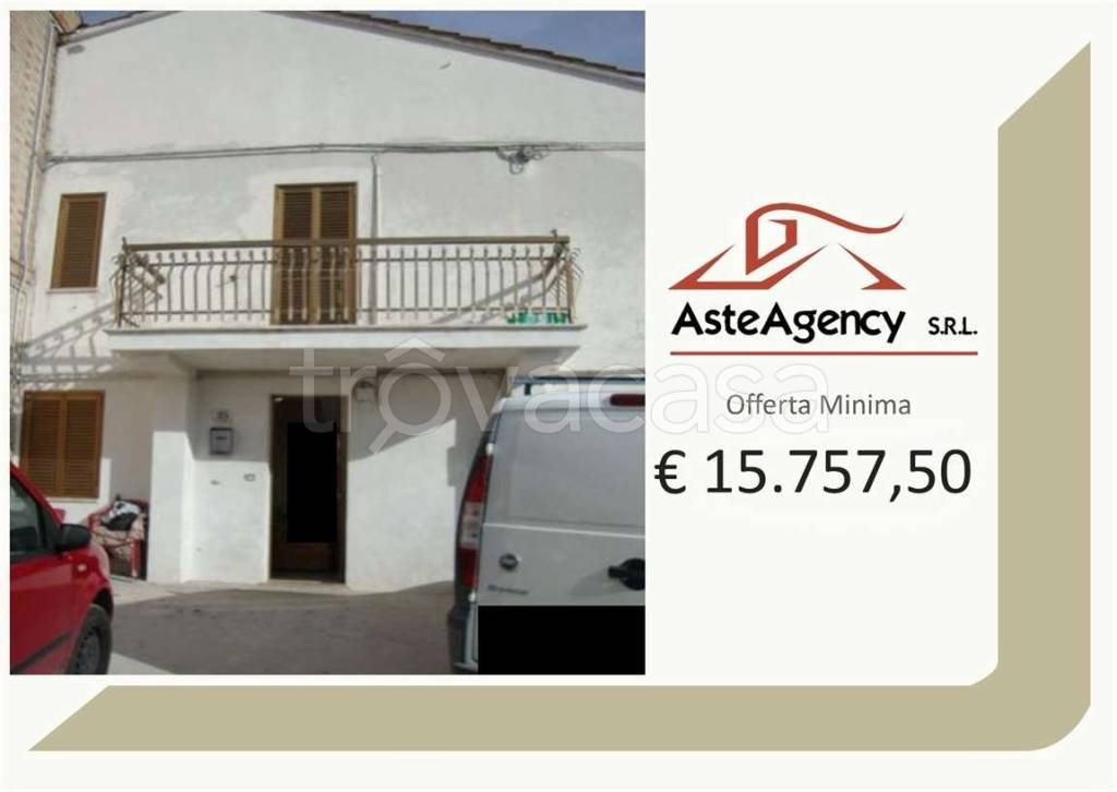 casa indipendente in vendita a Falerone