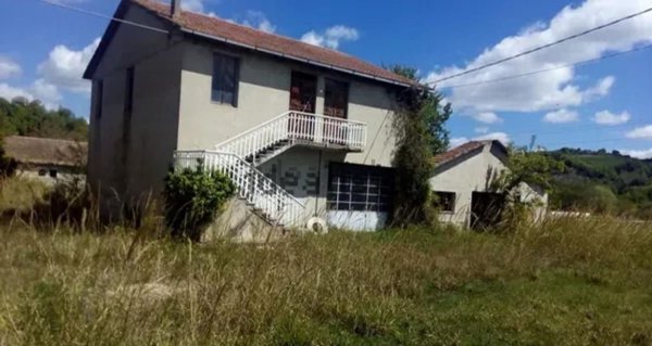 casa indipendente in vendita a Falerone