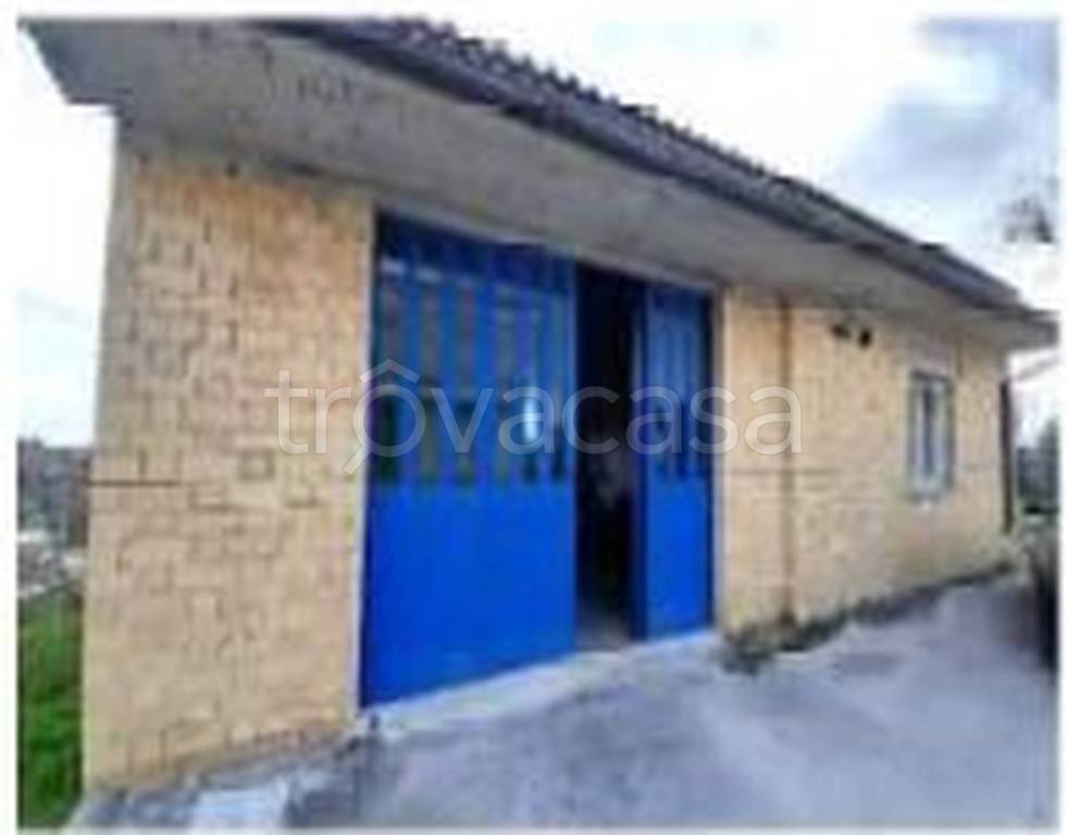 locale commerciale in vendita a Falerone