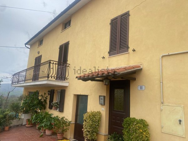 casa indipendente in vendita a Falerone