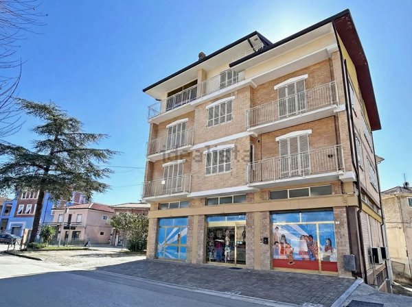 casa indipendente in vendita a Falerone in zona Piane di Falerone