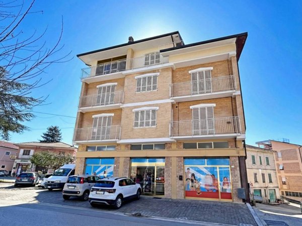 casa indipendente in vendita a Falerone in zona Piane di Falerone