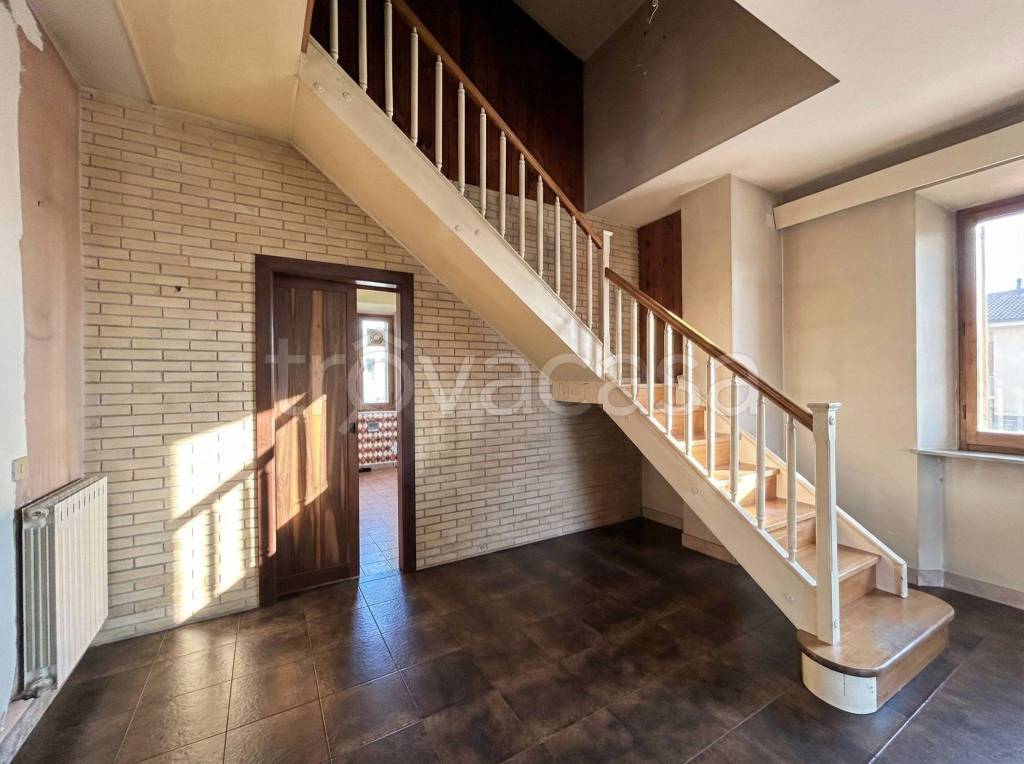 appartamento in vendita a Falerone in zona Piane di Falerone