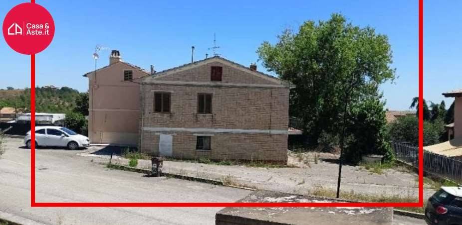 appartamento in vendita a Falerone in zona Cerretino Varano