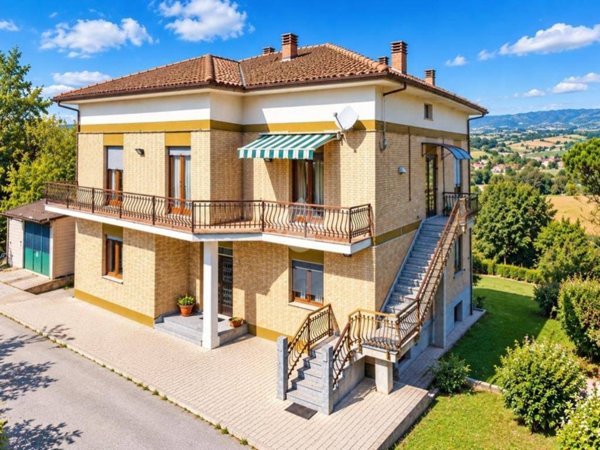 appartamento in vendita a Falerone in zona Cerretino Varano