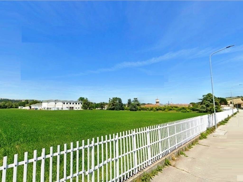 terreno agricolo in vendita a Fermo in zona Molini di Tenna