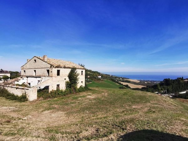 casa indipendente in vendita a Fermo in zona Capodarco