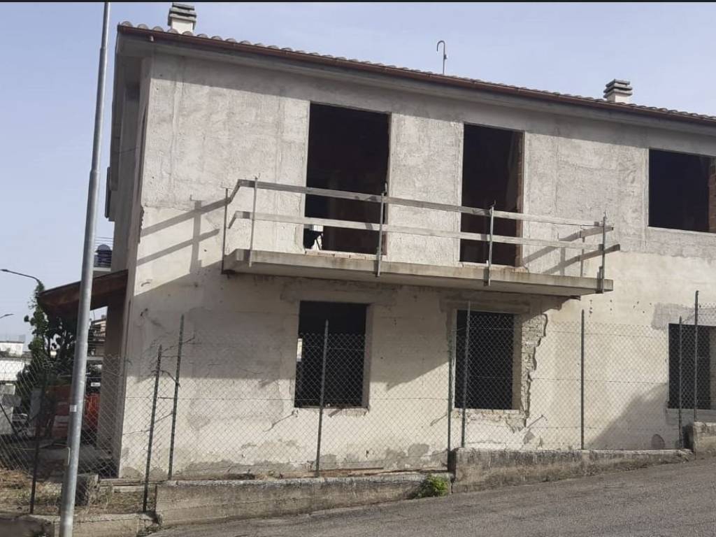 intera palazzina in vendita a Fermo