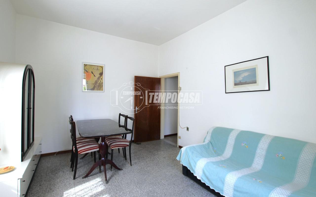 appartamento in vendita a Fermo in zona Camera