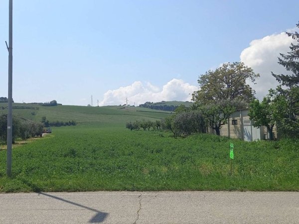 terreno agricolo in vendita a Fermo in zona San Tommaso