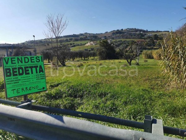 terreno agricolo in vendita a Fermo in zona Lido di Fermo