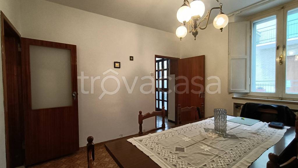 casa indipendente in vendita a Fermo in zona Camera