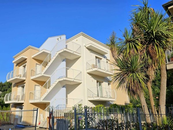 appartamento in vendita a Fermo in zona Molini di Tenna