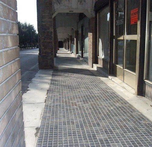 negozio in vendita a Fermo