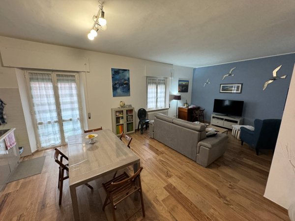 appartamento in vendita a Fermo in zona Camera