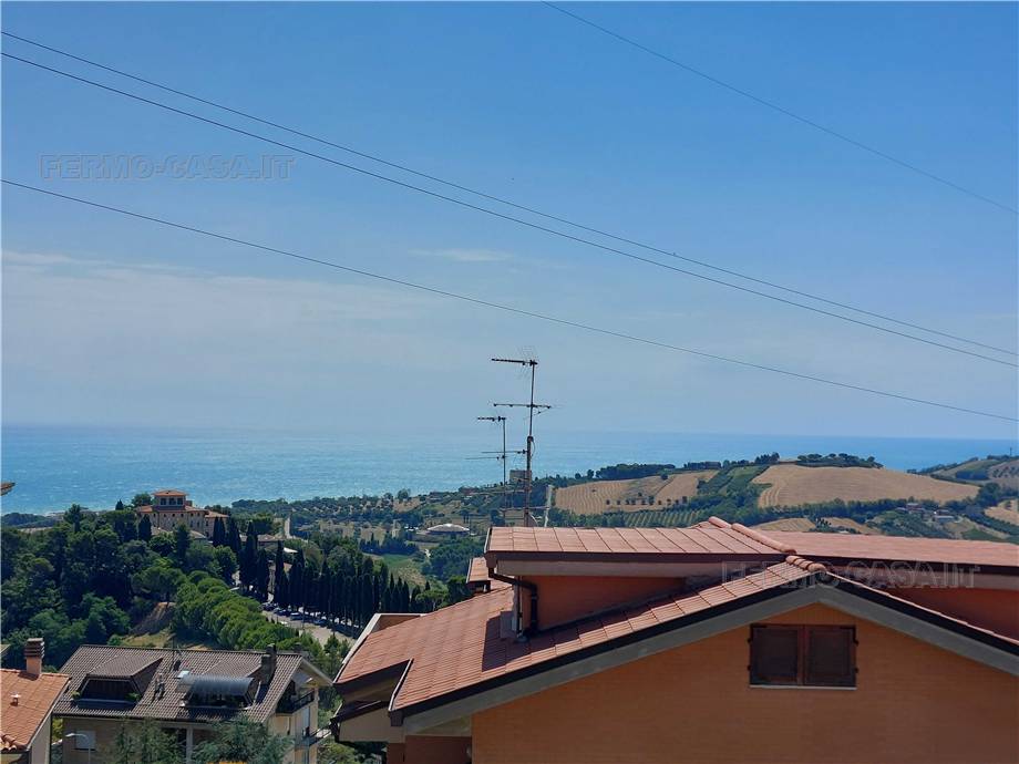 casa indipendente in vendita a Fermo in zona Capodarco