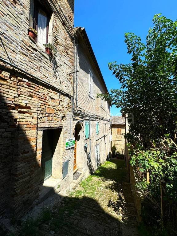 appartamento in vendita a Fermo in zona Camera
