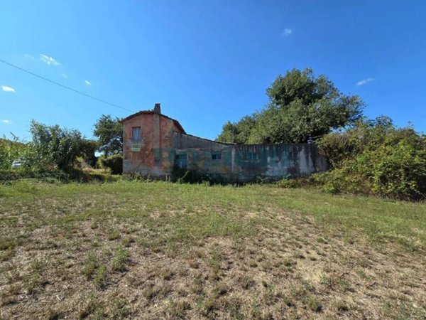 casa indipendente in vendita a Fermo in zona Campiglione