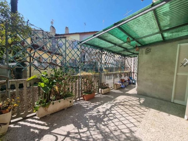 casa indipendente in vendita a Fermo