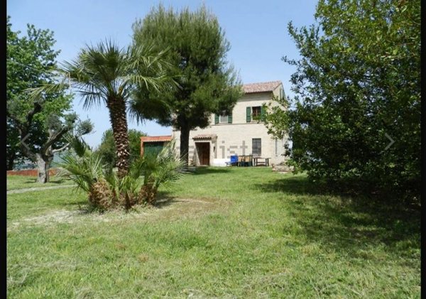 casa indipendente in vendita a Fermo in zona San Girolamo