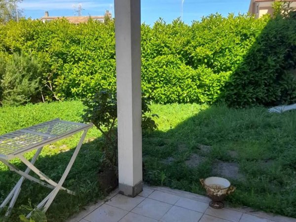 casa indipendente in vendita a Fermo