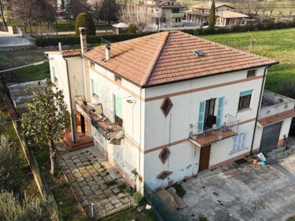 casa indipendente in vendita a Fermo in zona Girola