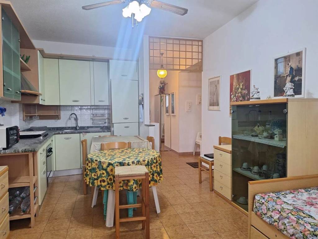 appartamento in vendita a Fermo in zona Camera