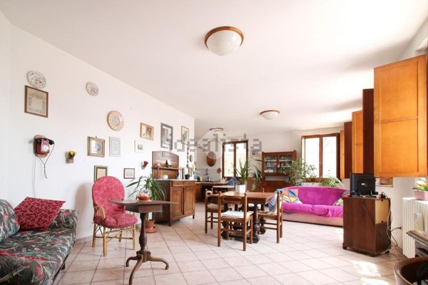 casa semindipendente in vendita a Fermo