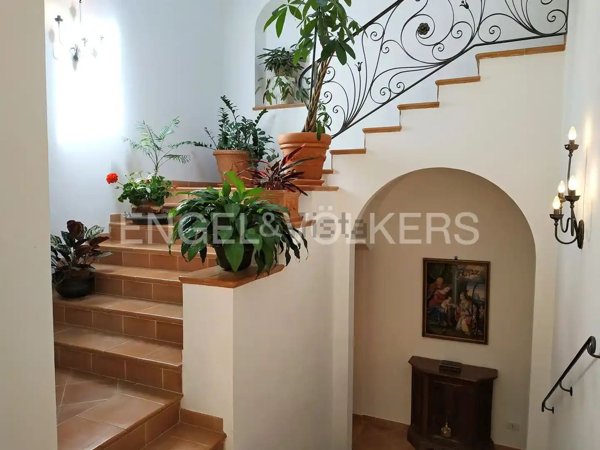 casa indipendente in vendita a Fermo