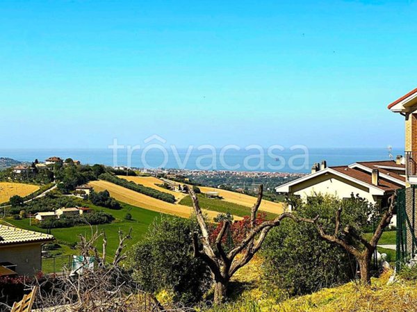 terreno agricolo in vendita a Fermo in zona Capodarco